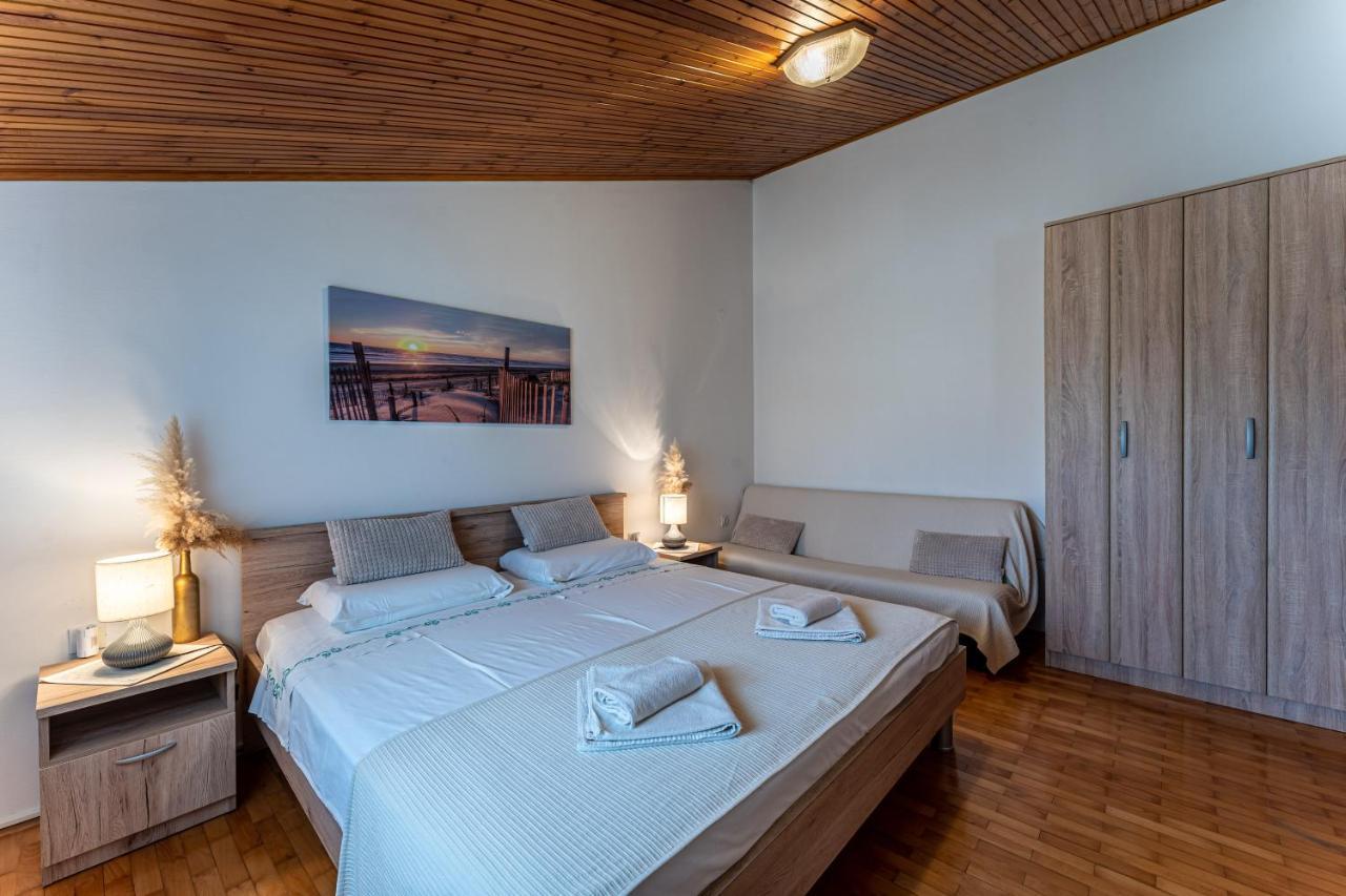 Apartmani Mirela Баньоле Екстериор снимка