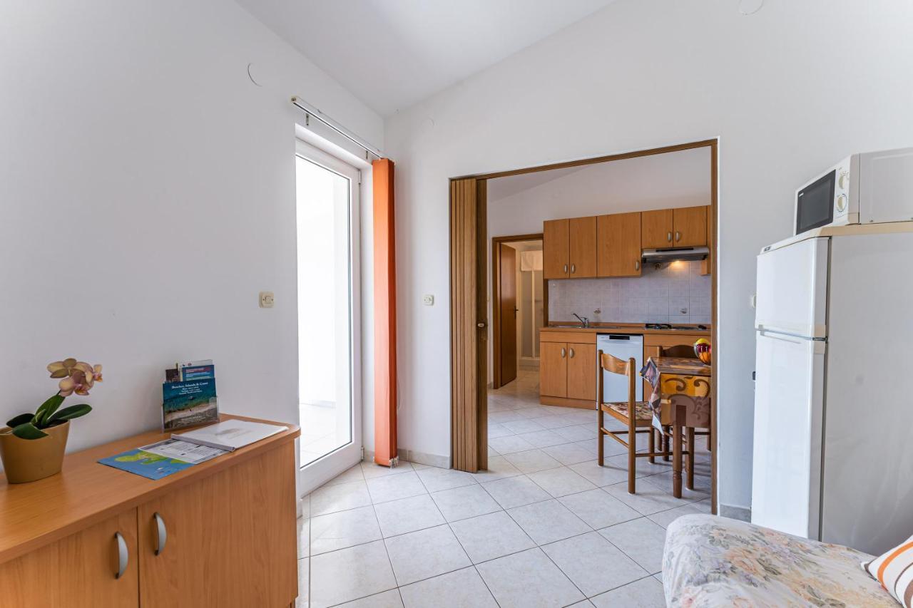 Apartmani Mirela Баньоле Екстериор снимка